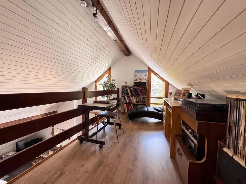 Yverdon - Attico in duplex di 5,5 locali con grande terrazza e veranda invernale
