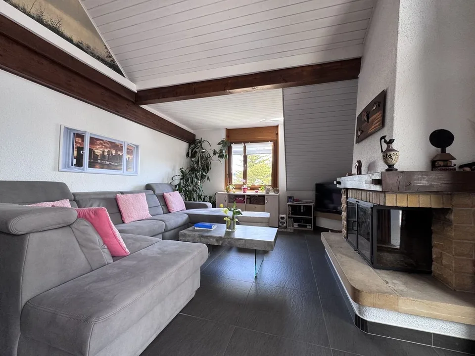 Yverdon - Attico in duplex di 5,5 locali con grande terrazza e veranda invernale