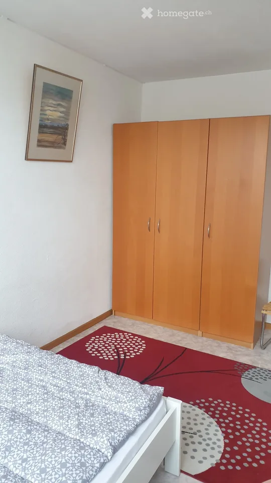 Furnished room as a pied-à-terre