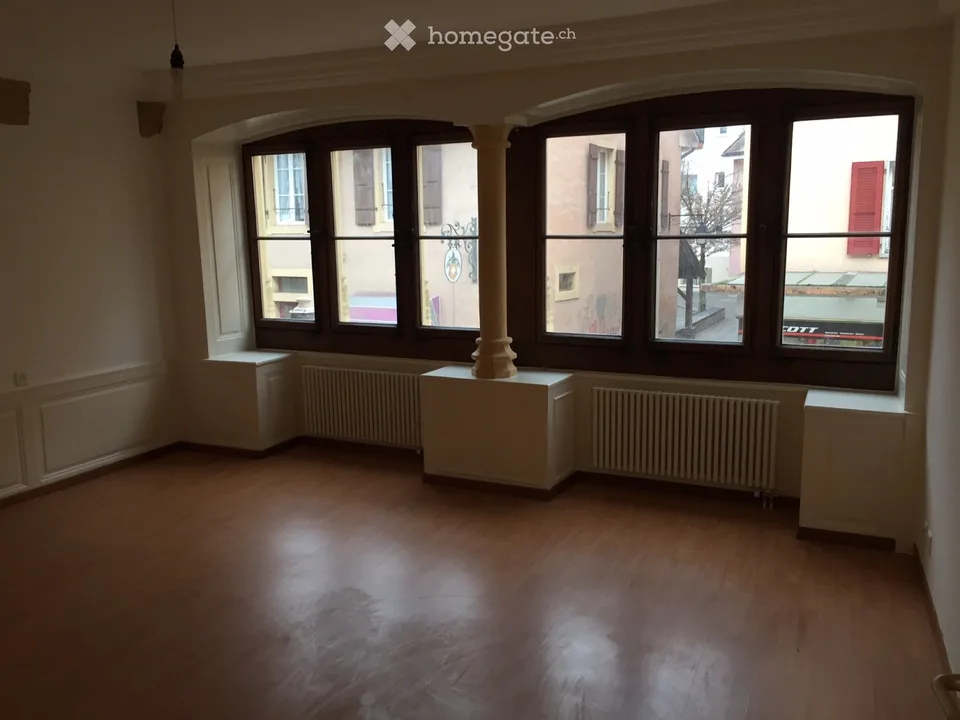 Geräumige Wohnung in einer ruhigen Straße der Altstadt