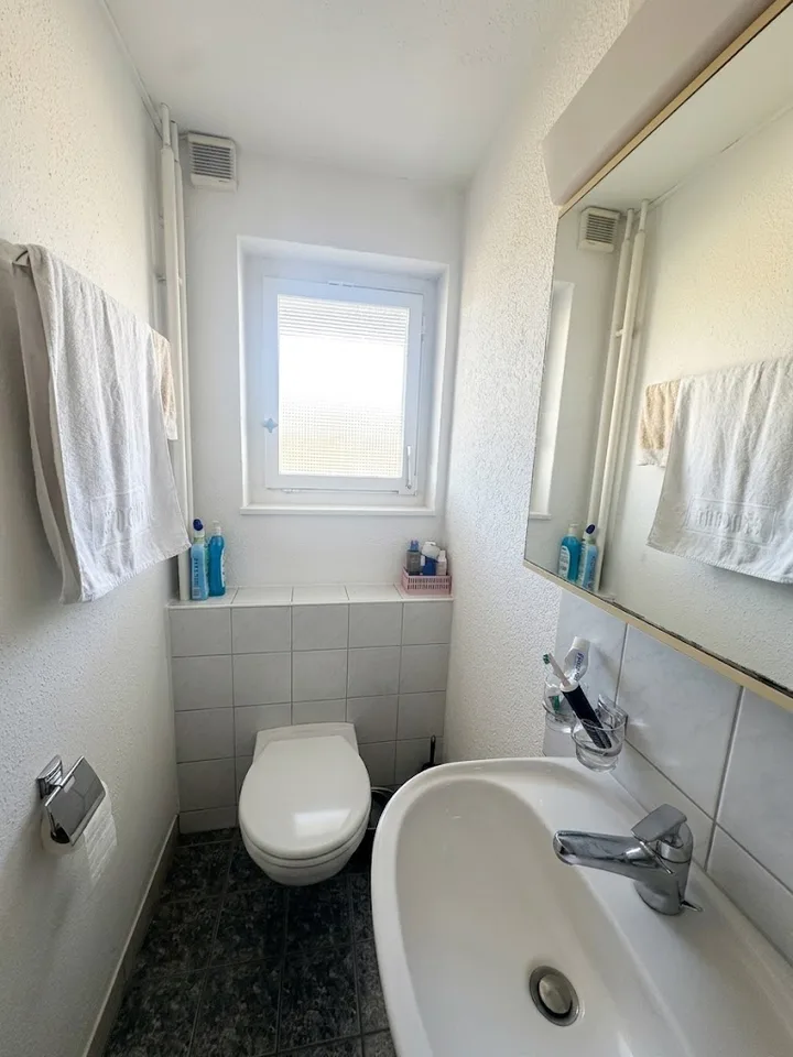 2.5 Zimmer Wohnung, ca. 40m2, zentral gelegen in Rafz