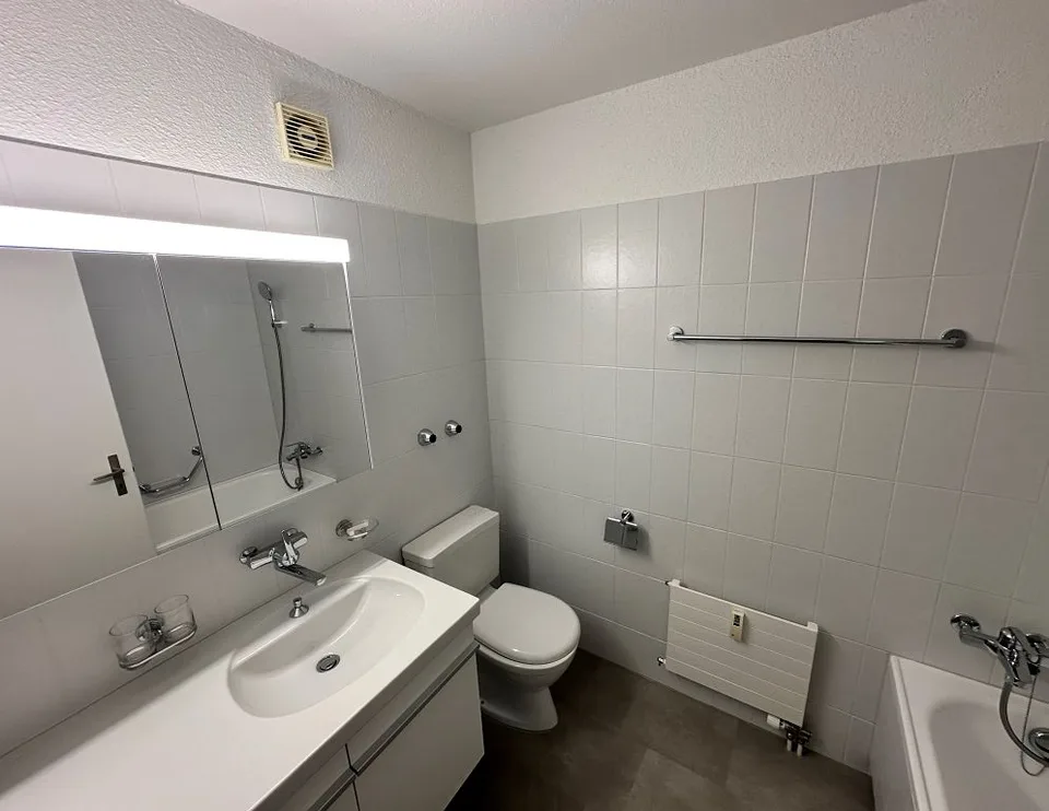 4 1/2-Zimmerwohnung, 1. Stock links