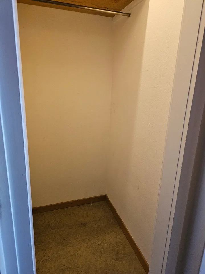 For Rent: Charming studio in ideal location