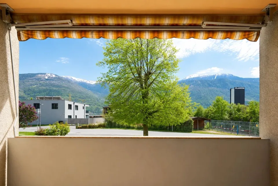 Bright, charming 3.5-room apartment in the heart of Conthey