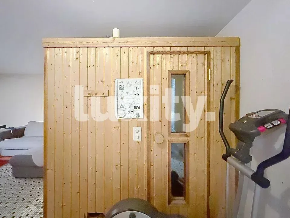 Charming apartment with balcony, close to the lake and the train station