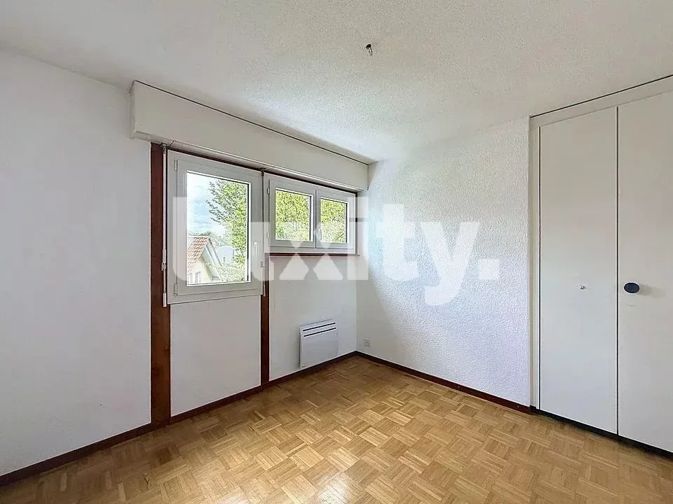 Charming apartment with balcony, close to the lake and the train station