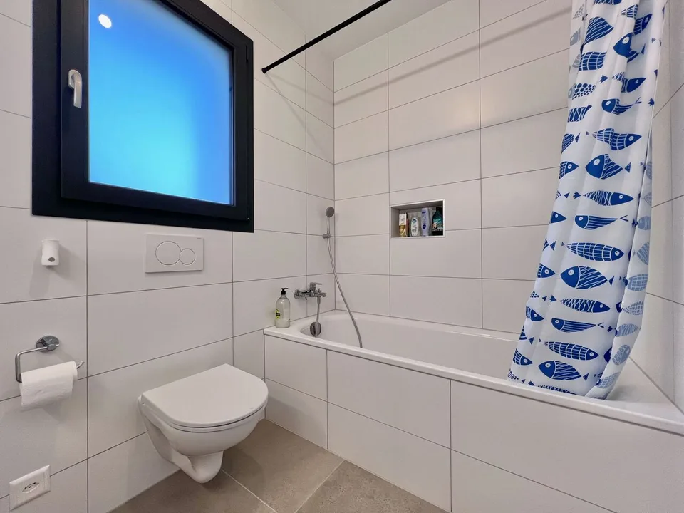 Bella villa individuale familiare di 165 m2 con giardino