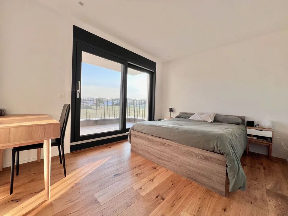 Bella villa individuale familiare di 165 m2 con giardino
