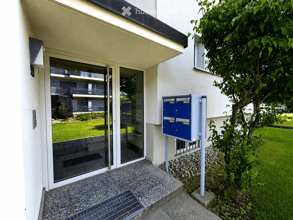 Appartamento in proprietà di 3 locali con balcone, parcheggio e potenziale di sviluppo
