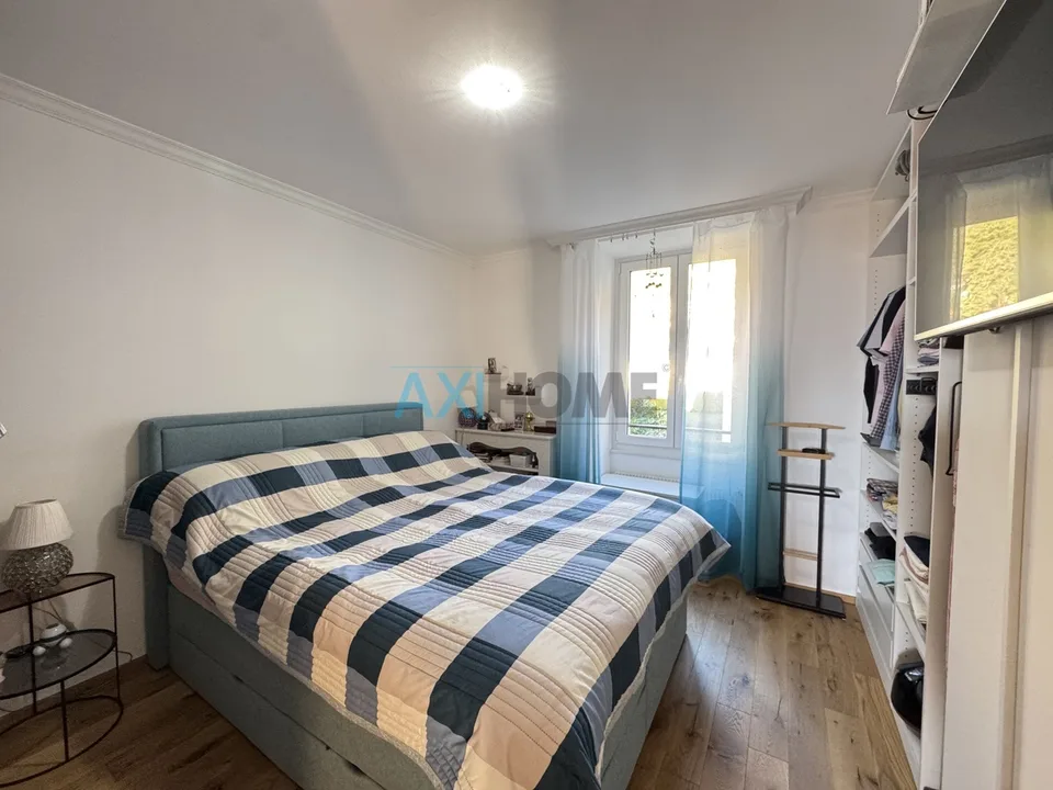 EN EXCLUSIVITÉ, à deux pas du lac avec vue exceptionnelle