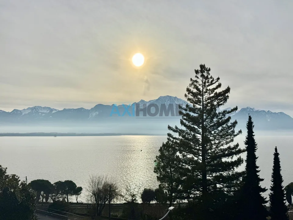 EN EXCLUSIVITÉ, à deux pas du lac avec vue exceptionnelle