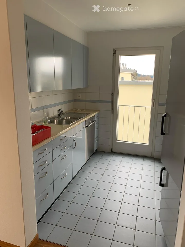 Lichtdurchflutete 3.5-Zimmer-Wohnung an ruhiger Lage