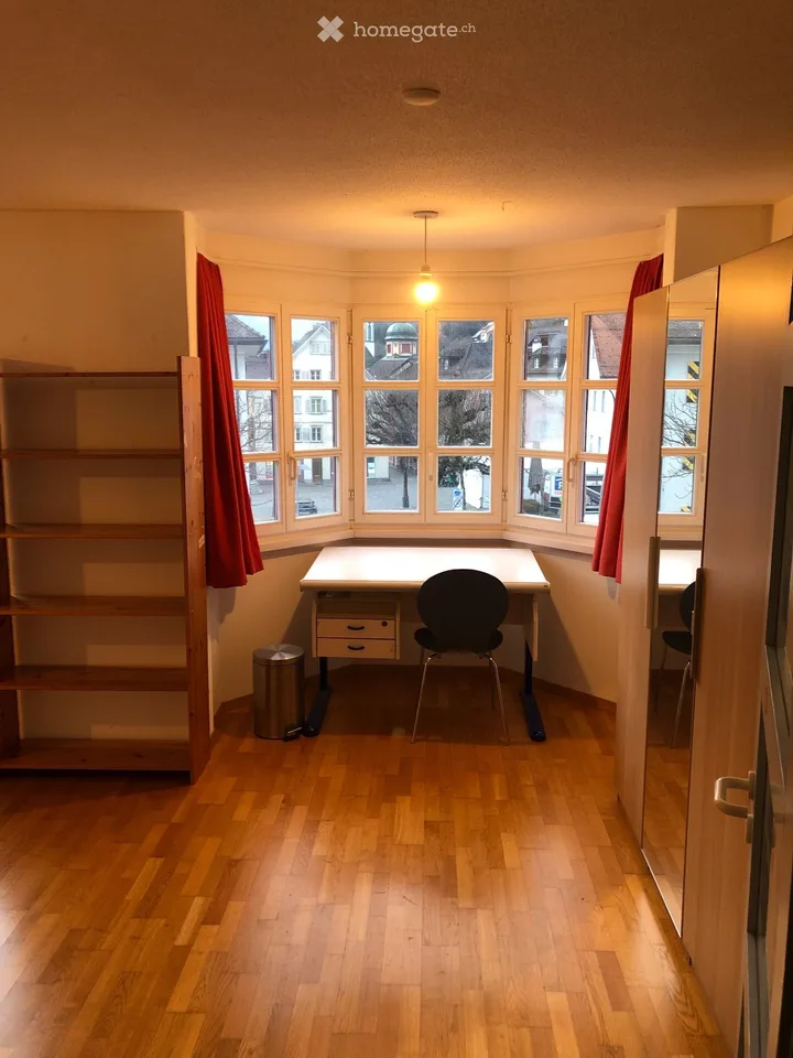 WG-Zimmer in Altdorf (ab sofort / 1. nov)