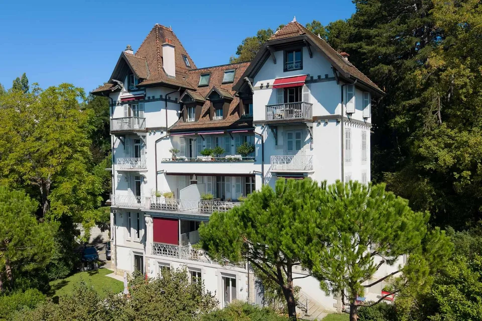Appartement de 3.5 pièces rénové situé au coeur d'un quartier prestigieux