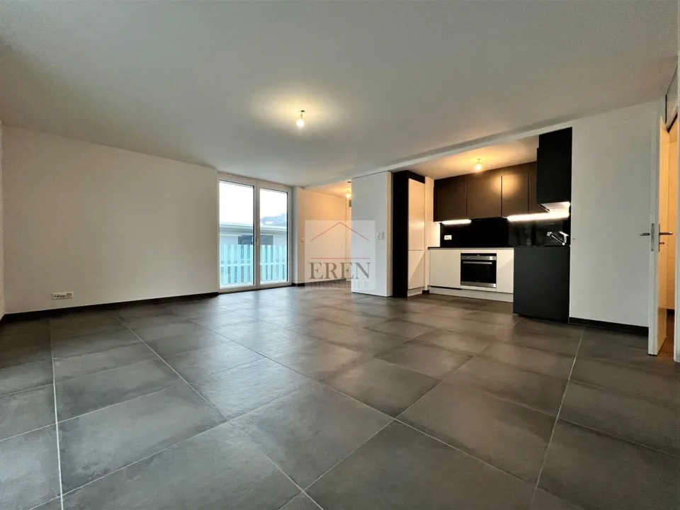Spacieux attique 2,5p de 90m2 et grande terrasse de 29 m2 au centre de Fully – photo 6 sur 35