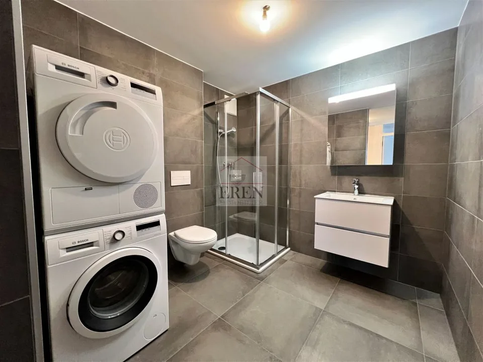Spacieux attique 2,5p de 90m2 et grande terrasse de 29 m2 au centre de Fully – photo 7 sur 35