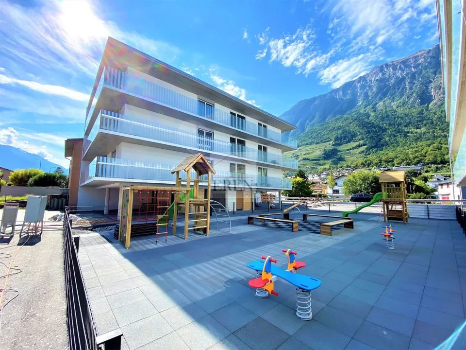 Spacieux attique 2,5p de 90m2 et grande terrasse de 29 m2 au centre de Fully – photo 17 sur 35