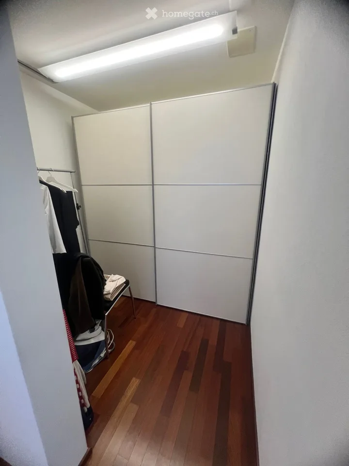 Wohntraum: Moderne, exklusive 4.5-Zimmer-Wohnung mit Terrasse und Balkon im Eigentumsstandard