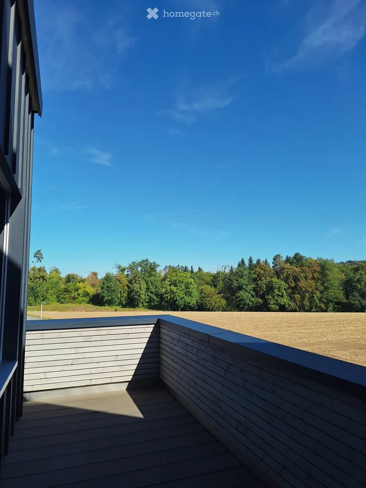 Hausteil mit Garten und Blick ins Grüne