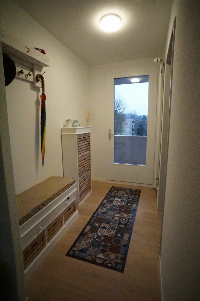 ESPACIEUX, HABITATION MEUBLÉE AVEC UNE VUE PANOGRAMIQUE ET DEUX BALCONS