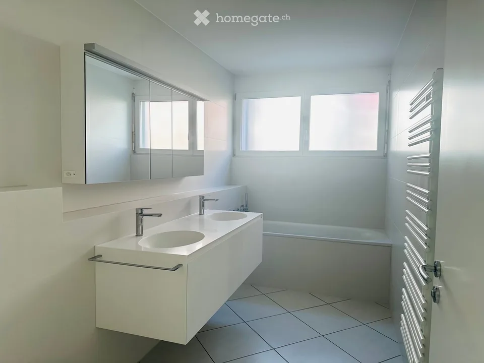 Exclusive newly renovated 4 ½ room garden apartment in Weinfelden