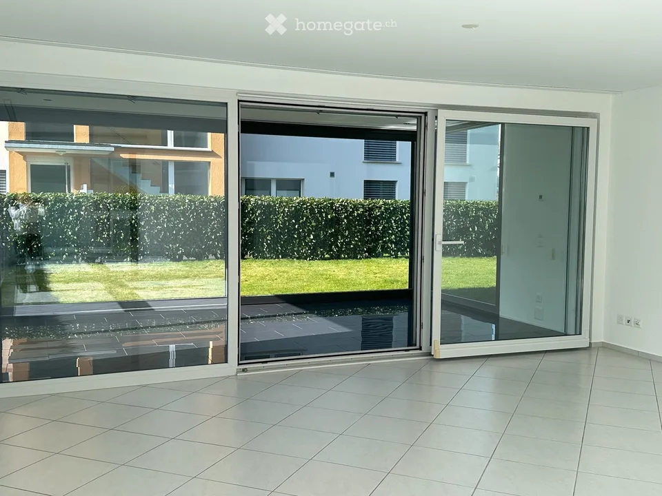 Exclusive newly renovated 4 ½ room garden apartment in Weinfelden