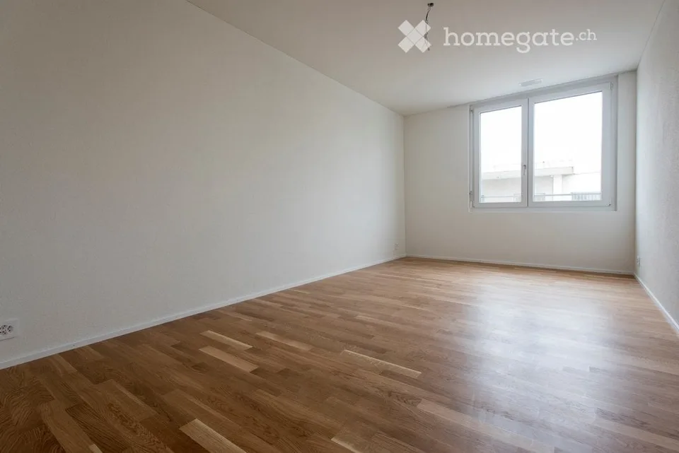 Moderne 3.5-Zimmerwohnung mit Loggia & eigenem Waschturm