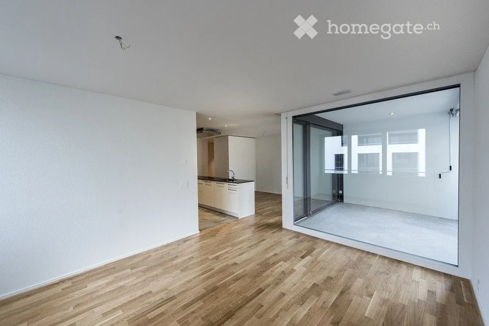 Moderne 3.5-Zimmerwohnung mit Loggia & eigenem Waschturm