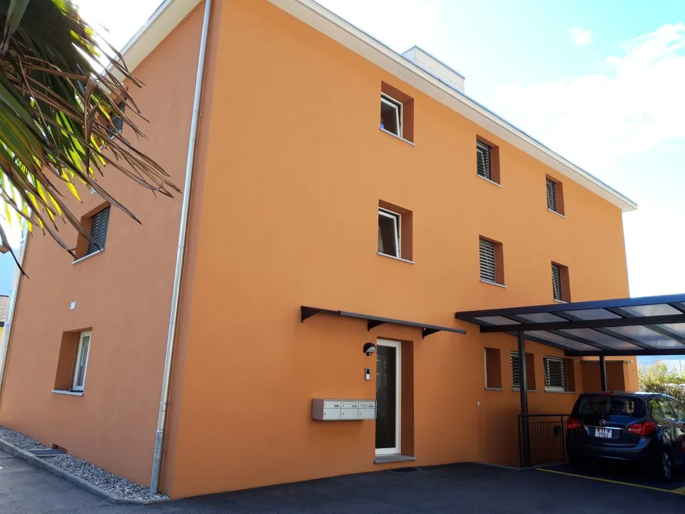 Appartement lumineux de 4 pièces à Sementina
