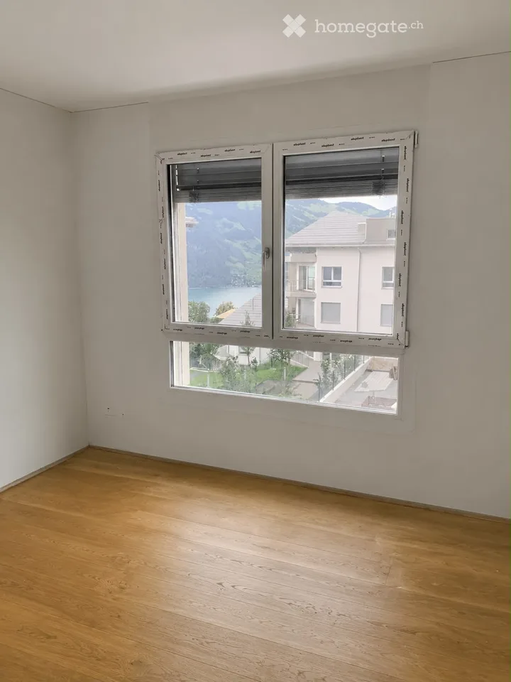 Helle 3.5-Zimmer-Neubauwohnung mit traumhaftem See- und Bergblick in Emmetten