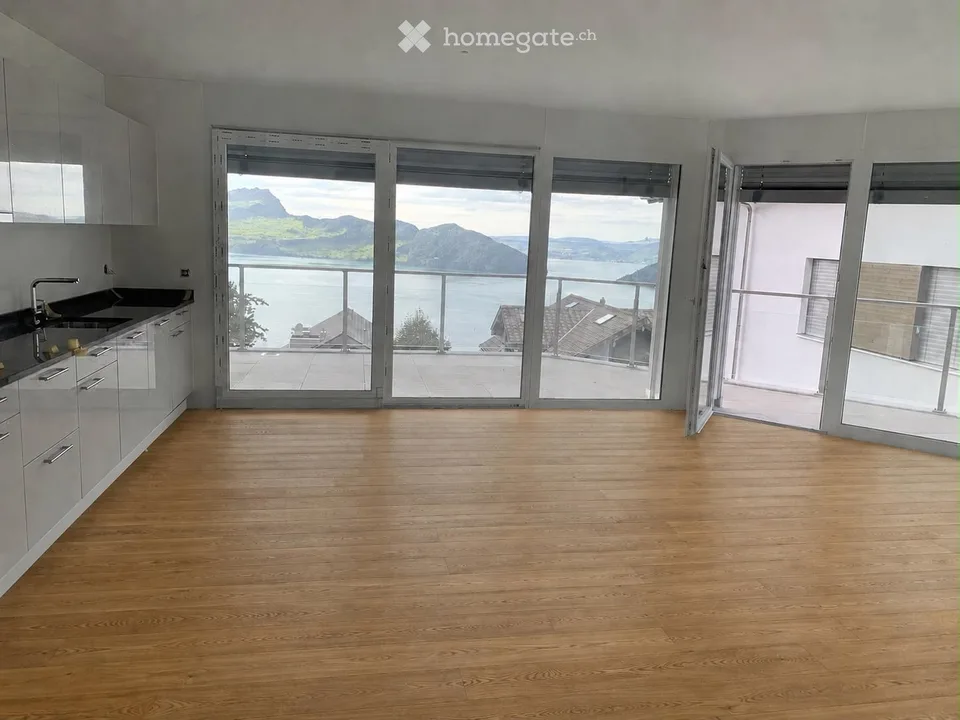 Helle 3.5-Zimmer-Neubauwohnung mit traumhaftem See- und Bergblick in Emmetten
