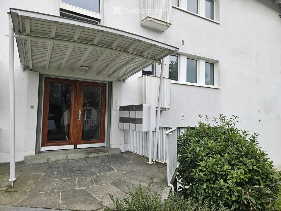Grosszügige, stilvolle renovierte 4.5-Zimmer-Wohnung nahe Unispital / ETH