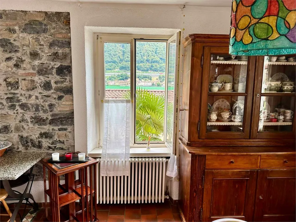 RIVA SAN VITALE - TWO APARTMENTS DIRECTLY ON THE LAKE WITH BREATHTAKING VIEWS