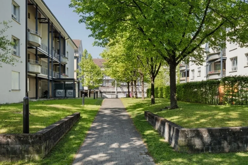 frisch sanierte 4.5-Zimmer-Wohnung mitten in Schwerzenbach