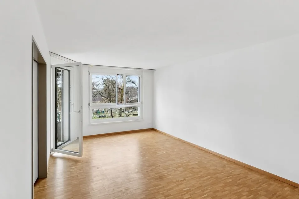 frisch sanierte 4.5-Zimmer-Wohnung mitten in Schwerzenbach