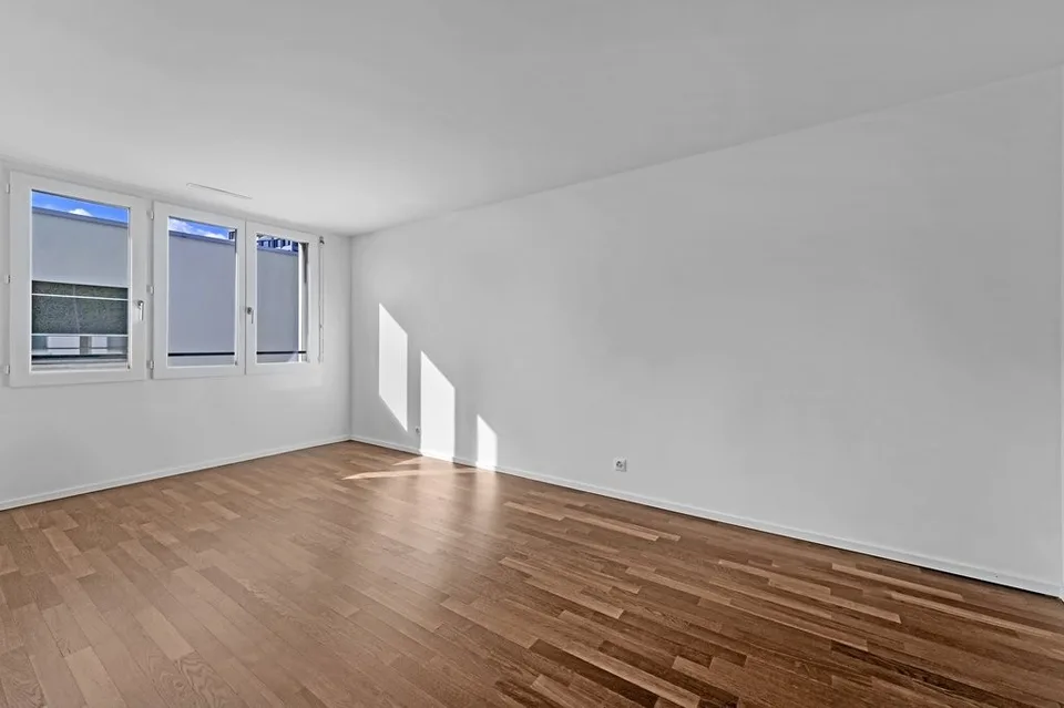 Mit Lift, Waschturm, Geschirrspüler, Steamer und vielem Mehr!