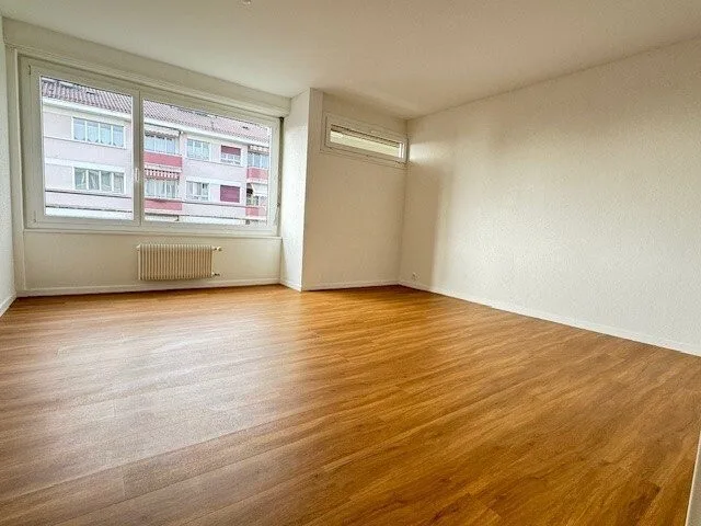 Schönes Apartment in idealer Lage in Pully