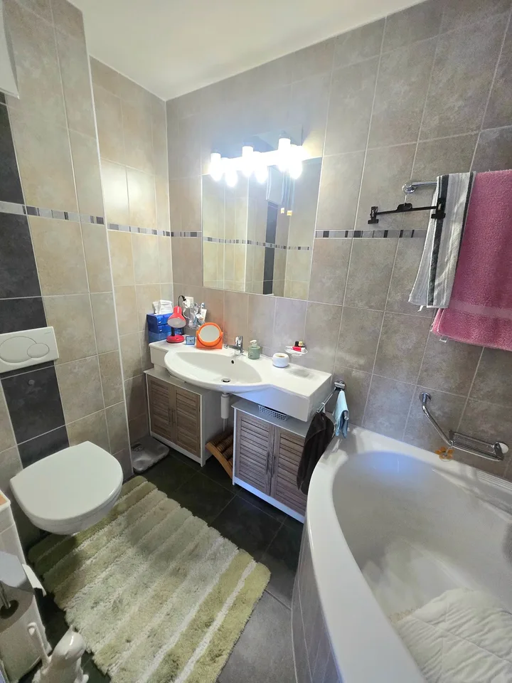 Spacious 4.5-room apartment with terrace in Grimisuat – View and calm guaranteed