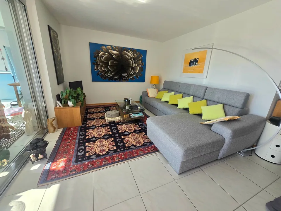 Spacious 4.5-room apartment with terrace in Grimisuat – View and calm guaranteed