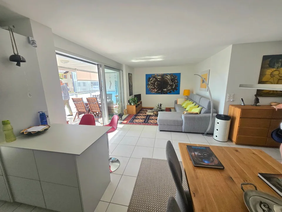 Spacious 4.5-room apartment with terrace in Grimisuat – View and calm guaranteed