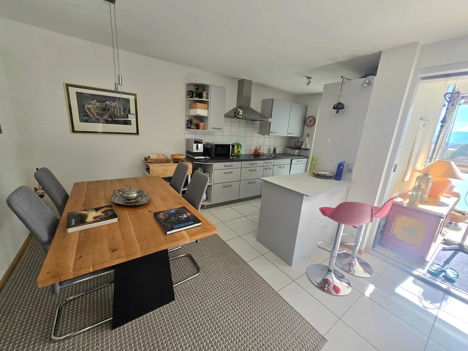 Spacious 4.5-room apartment with terrace in Grimisuat – View and calm guaranteed
