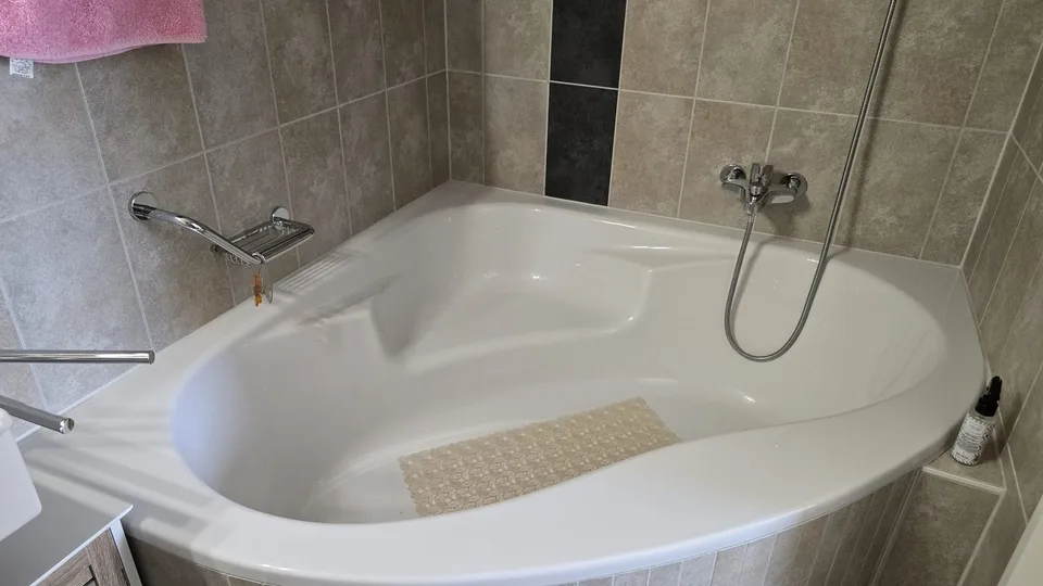 Spacious 4.5-room apartment with terrace in Grimisuat – View and calm guaranteed