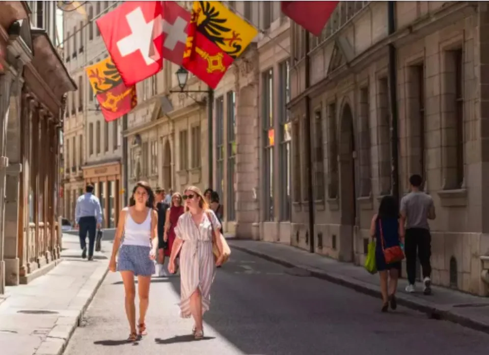 Exclusivité ! Superbe 5 pièces traversant avec vue dégagée ! – Foto 3 von 9