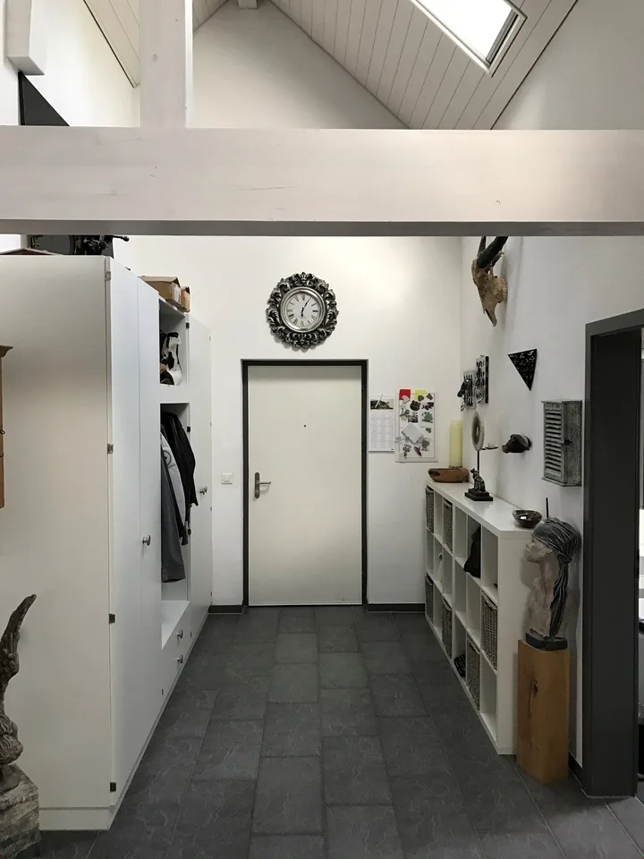 grosszügige 3.5-Zi-Dachwohnung mit wunderbarer Aussicht!