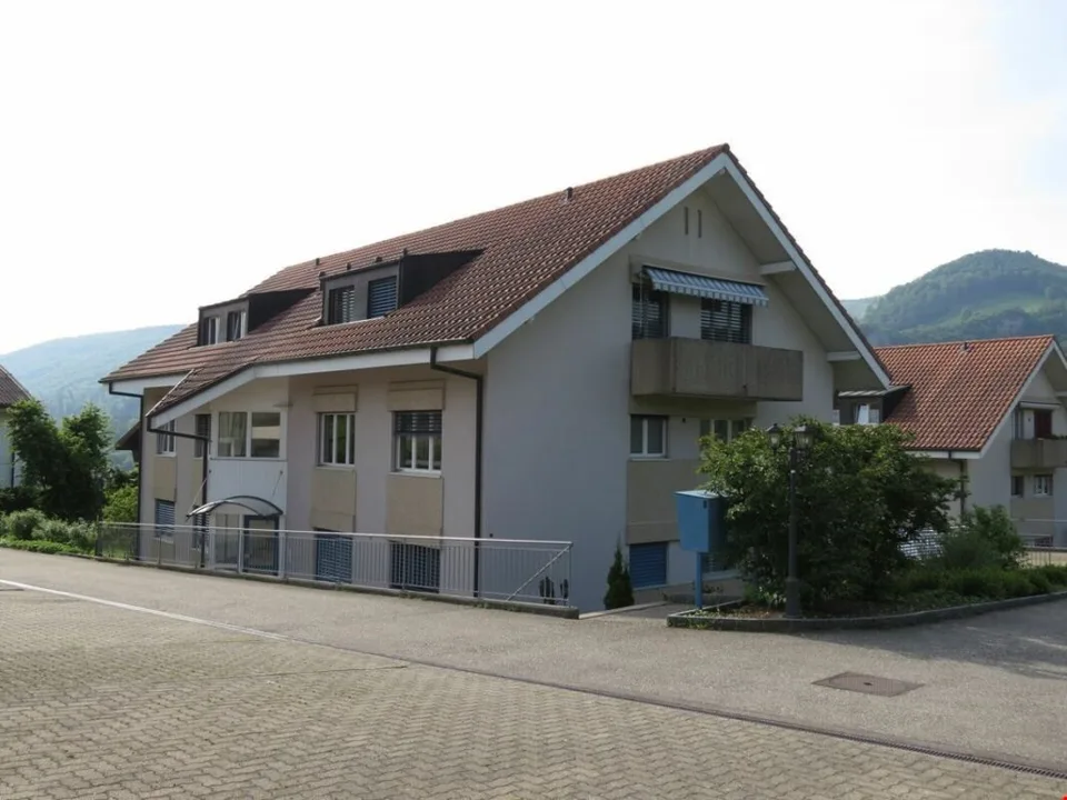 Nachmieter für 3.5-Zimmerwohnung mit Gartensitzplatz in Liesberg gesucht