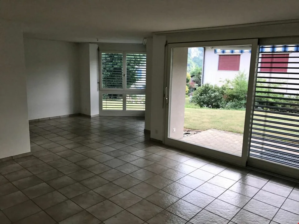 Cercasi subaffittuario per appartamento 3.5 locali con posto giardino a Liesberg
