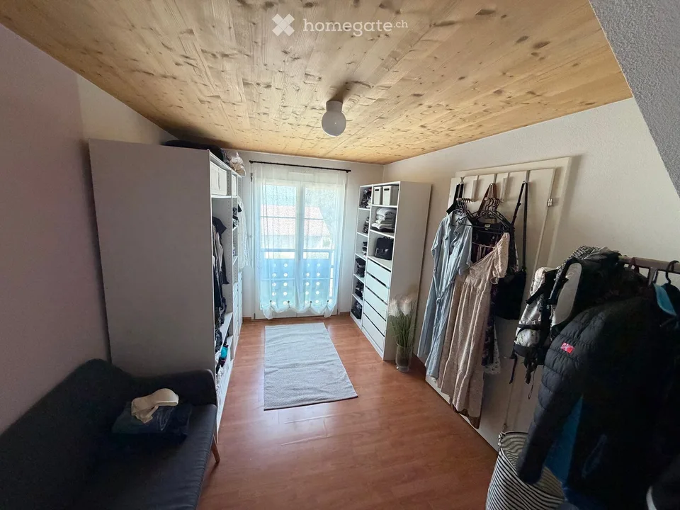 Charming 4-room apartment in Buch am Irchel – quiet, modern, and pet-friendly
