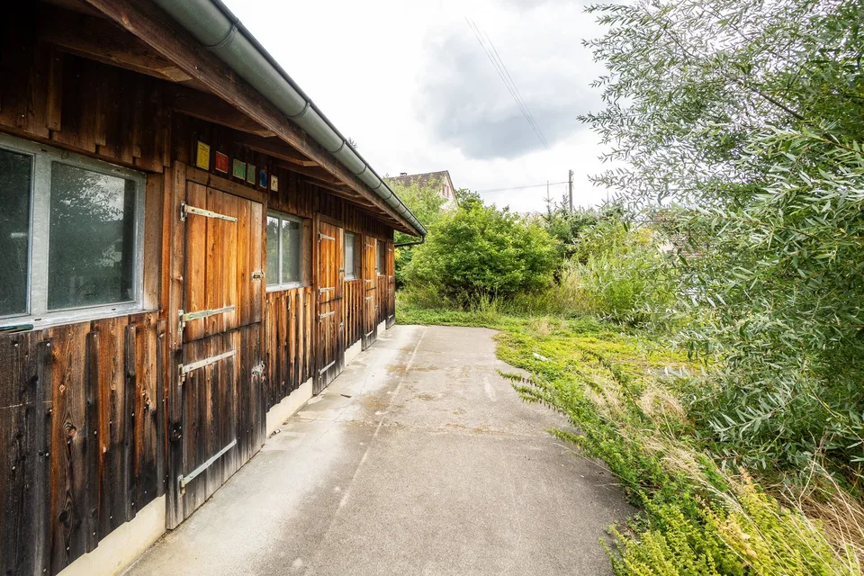 Charmantes Riegelhaus mit Stall und grosszügigem Umschwung