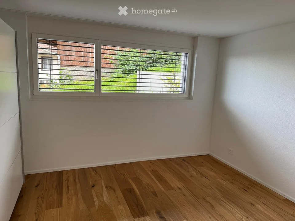Moderne 2.5-Zimmer-Neubauwohnung mit Seesicht in Birrwil – sofort verfügbar!