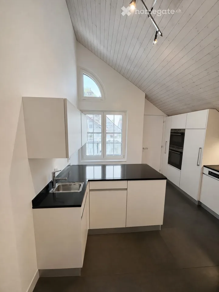 Appartement attique exclusif 4.5 pièces à Gersau - avec vue panoramique sur le lac de Vierwaldstättersee